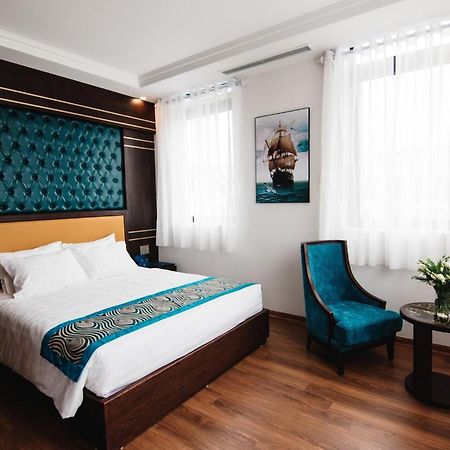 Paris Boutique Hotel Hạ Long Exterior foto