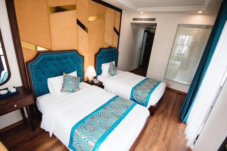 Paris Boutique Hotel Hạ Long Exterior foto